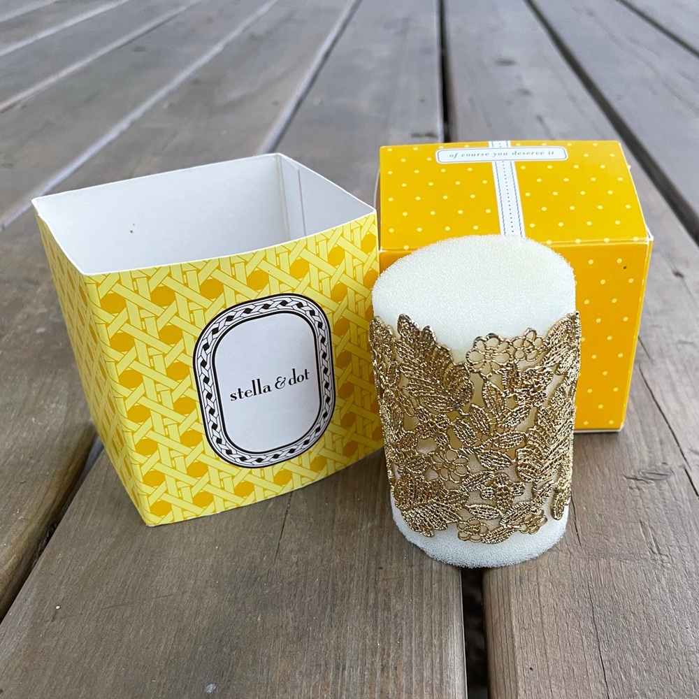 STELLA & DOT Chantilly Lace Cuff Gold Bracelet in Original Box